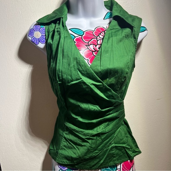 Jones New York Tops - Jones New York Green Collared Blouse